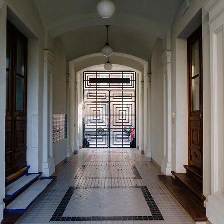 French Touch: Romantyczny Apartament W Kamienicy Warszawa Zewnętrze zdjęcie