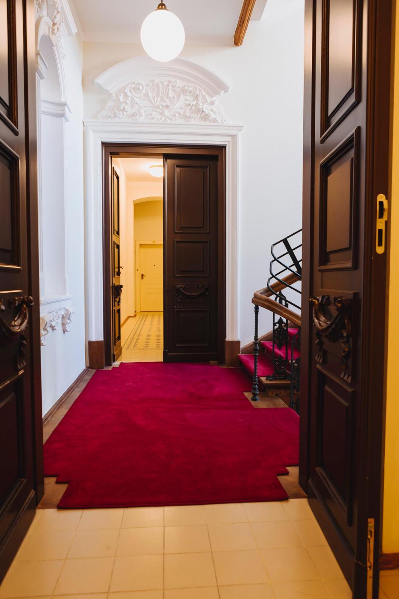 French Touch: Romantyczny Apartament W Kamienicy Warszawa Zewnętrze zdjęcie